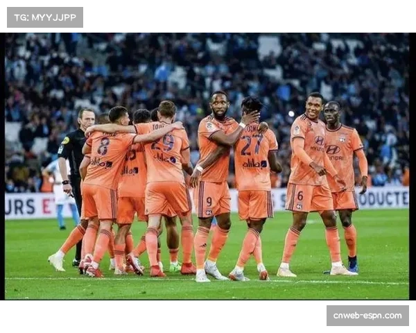 马赛警方通报：逮捕三名在球场周边涉嫌暴力的客队球迷